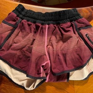 Lululemon tracker shorts